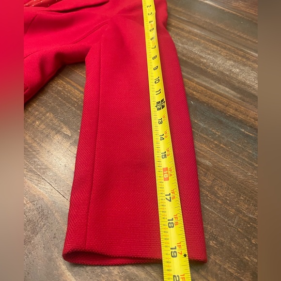 The Limited Red Single-Button Textured Blazer - Picture 7 of 7